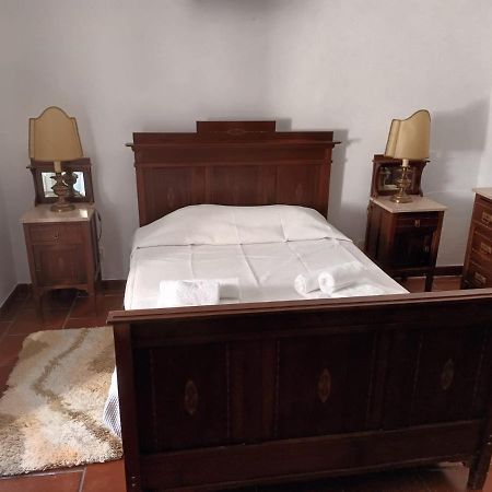 レゲンゴス・デ・モンサラーシュCasa Morais Pintoアパートメント エクステリア 写真