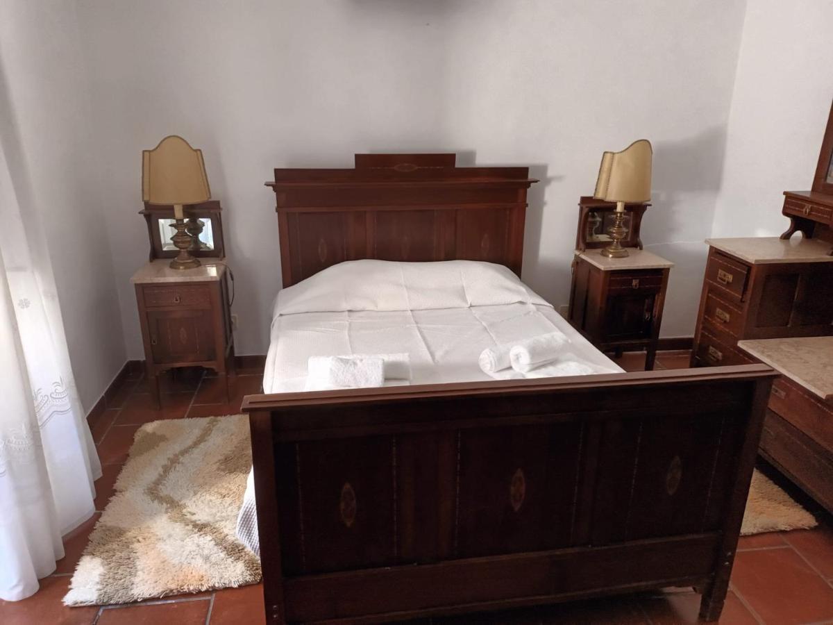 レゲンゴス・デ・モンサラーシュCasa Morais Pintoアパートメント エクステリア 写真