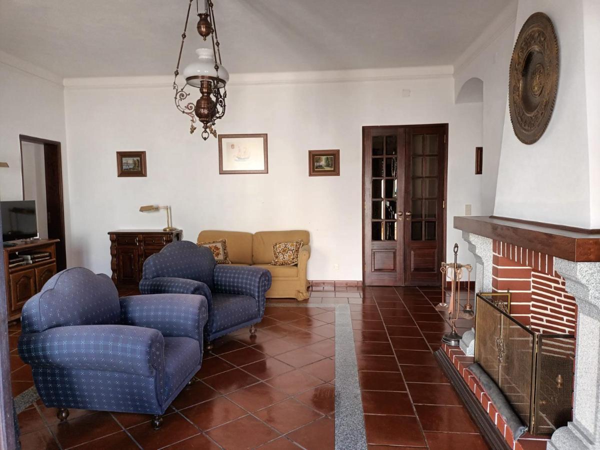 レゲンゴス・デ・モンサラーシュCasa Morais Pintoアパートメント エクステリア 写真